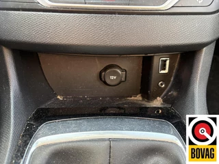 Peugeot 308 2016 - 1.2 PureTech Style AIRCO imagem 12