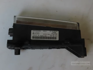 Mercedes-Benz MB - Lighting Dagrijverlichting Li. MP4 imagem 2