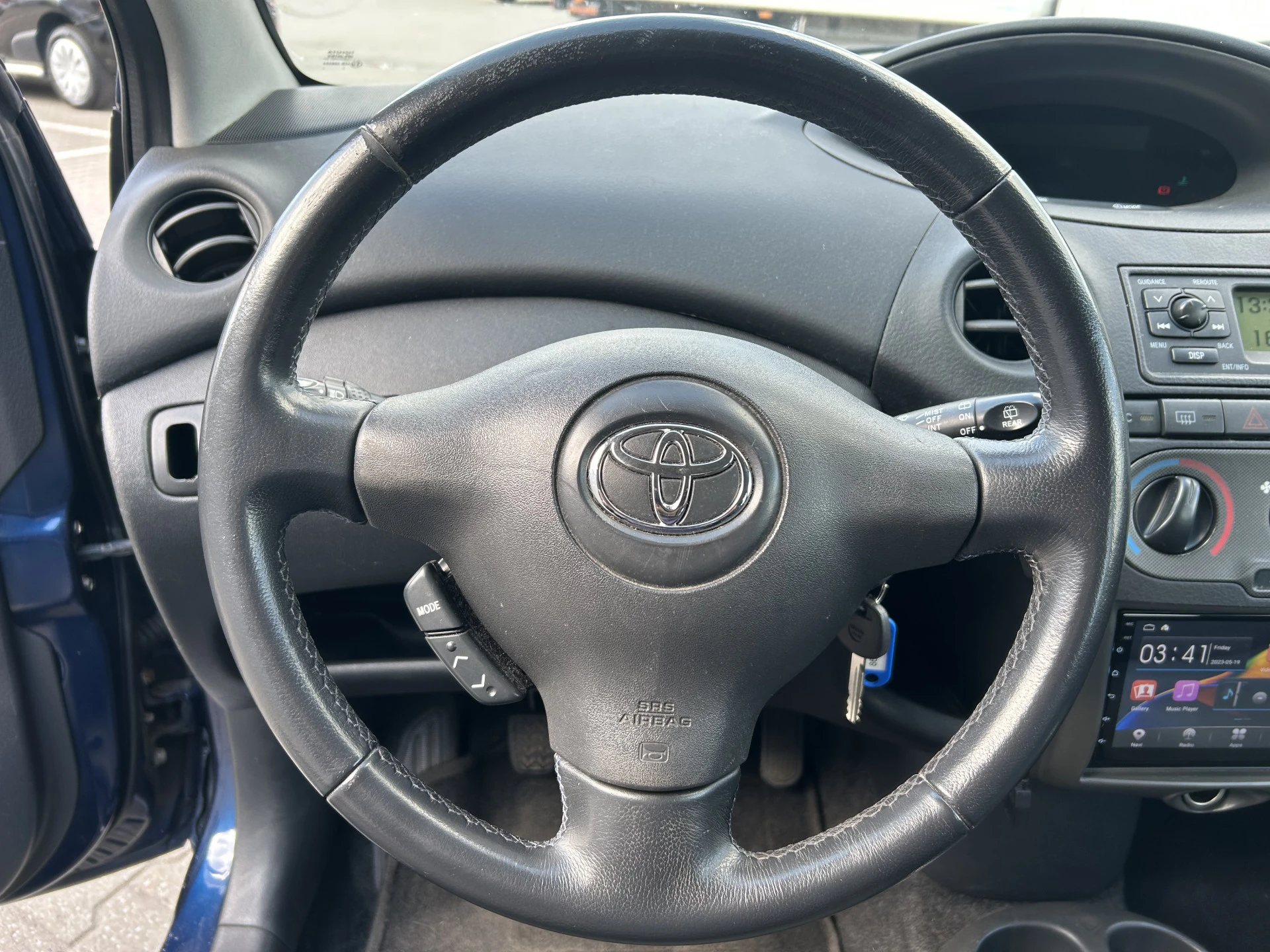 Toyota Yaris 2005 - 1.3 VVT-i S-Line afbeelding 4