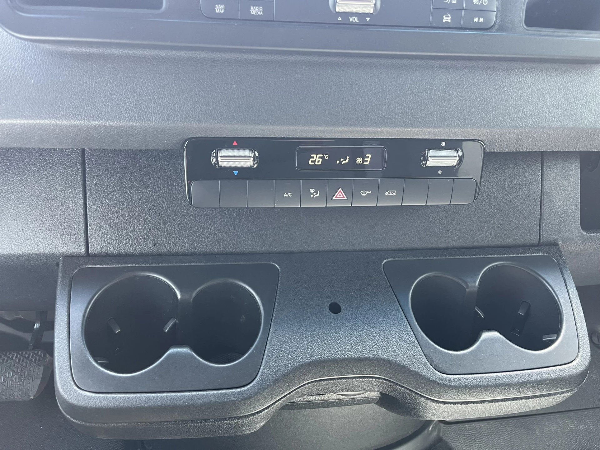 Mercedes-Benz Sprinter 2022 - 315 1.9 CDI L3H2 Automaat/Airco/Camera afbeelding 10