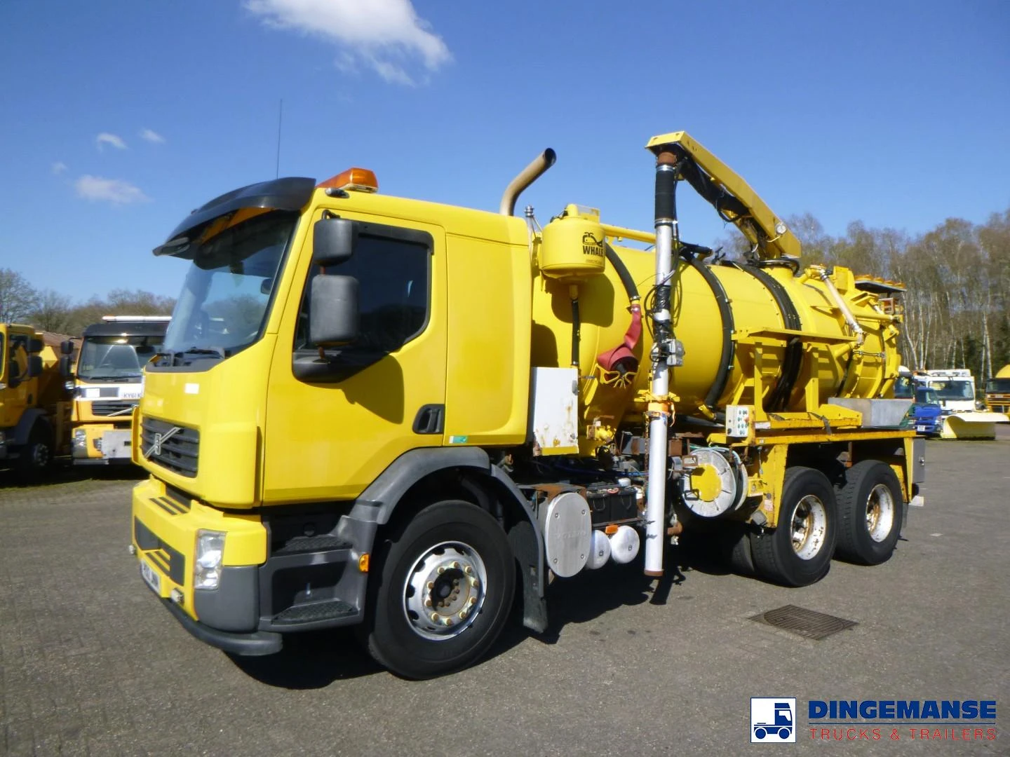 Volvo FE 300 6X4 Whale vacuum tank 10.2 m3 2012 imagen 1