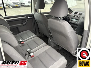 Volkswagen Touran 2014 - 1.2 TSI Easyline BlueMotion изображение 6
