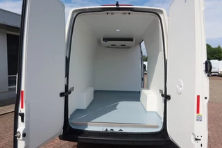 Volkswagen Crafter 2024 - 177 PK Koel/ Vries/ Verwarmen Carrier xarios 350 met nachtaansluiting BPM vrij. obrazek 4