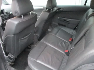 Opel Astra 2009 - 1.7 CDTI , NOT RUNNING , Navi , Airco , lederen bekleding obrazek 15