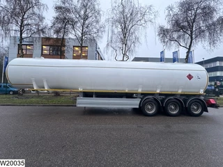 willig N/A 2011 - Fuel 47.800 Liter, 6 Comp, ADR, Fuel bild 2