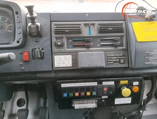 Unimog U 5000 2009 - N/A bild 10