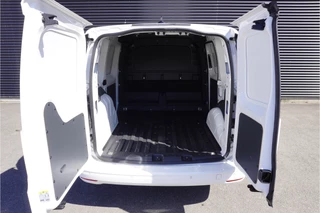 Volkswagen Caddy 2024 - Cargo 2.0 TDI Style Airco Cruise control Multifunctioneel stuurwiel Parkeersensoren image 3 thumbnail