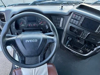Iveco Stralis 2014 - AS440S42T/P HI-WAY DUTCH TRUCK (APK/TUV -> 02-2024 / EURO 6 / AS-TRONIC / 2 TANKS / LEATHER SEATS / FRIDGE) obrazek 6