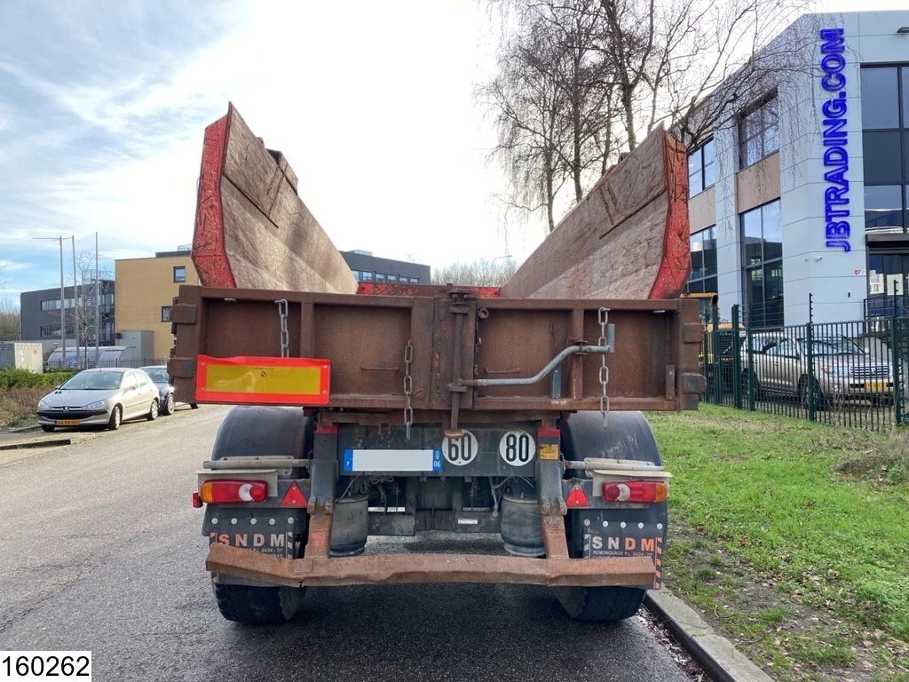 Louault 2007 - kipper Steel chassis and steel loading platform obrázek 5