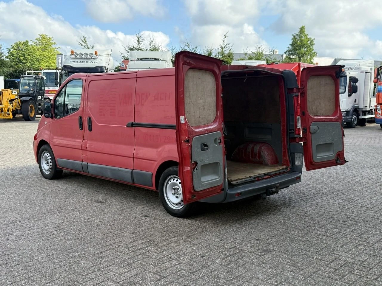 Renault Trafic 2009 - T29 L2/H1 2.0 DCI 66KW E4 afbeelding 25