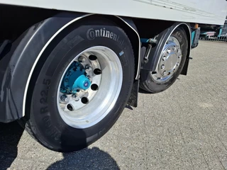 Scania R 2014 - R450 / RETARDER / ISOLATED GERMAN FLOWER COMBI / THROUGH-LOADING SYSTEM/ 2XPLATFORM 2TON / LIFT+LENKACHSE / PARKAIRCO / LWDS / EURO-6 / 2014 immagine 28