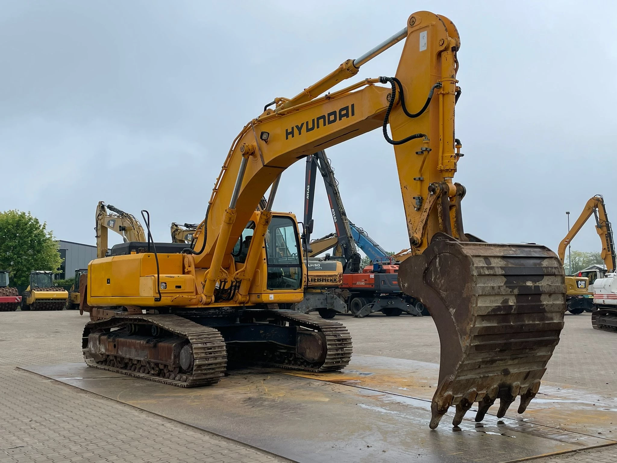 Hyundai R360LC-7 2005 imagem 7
