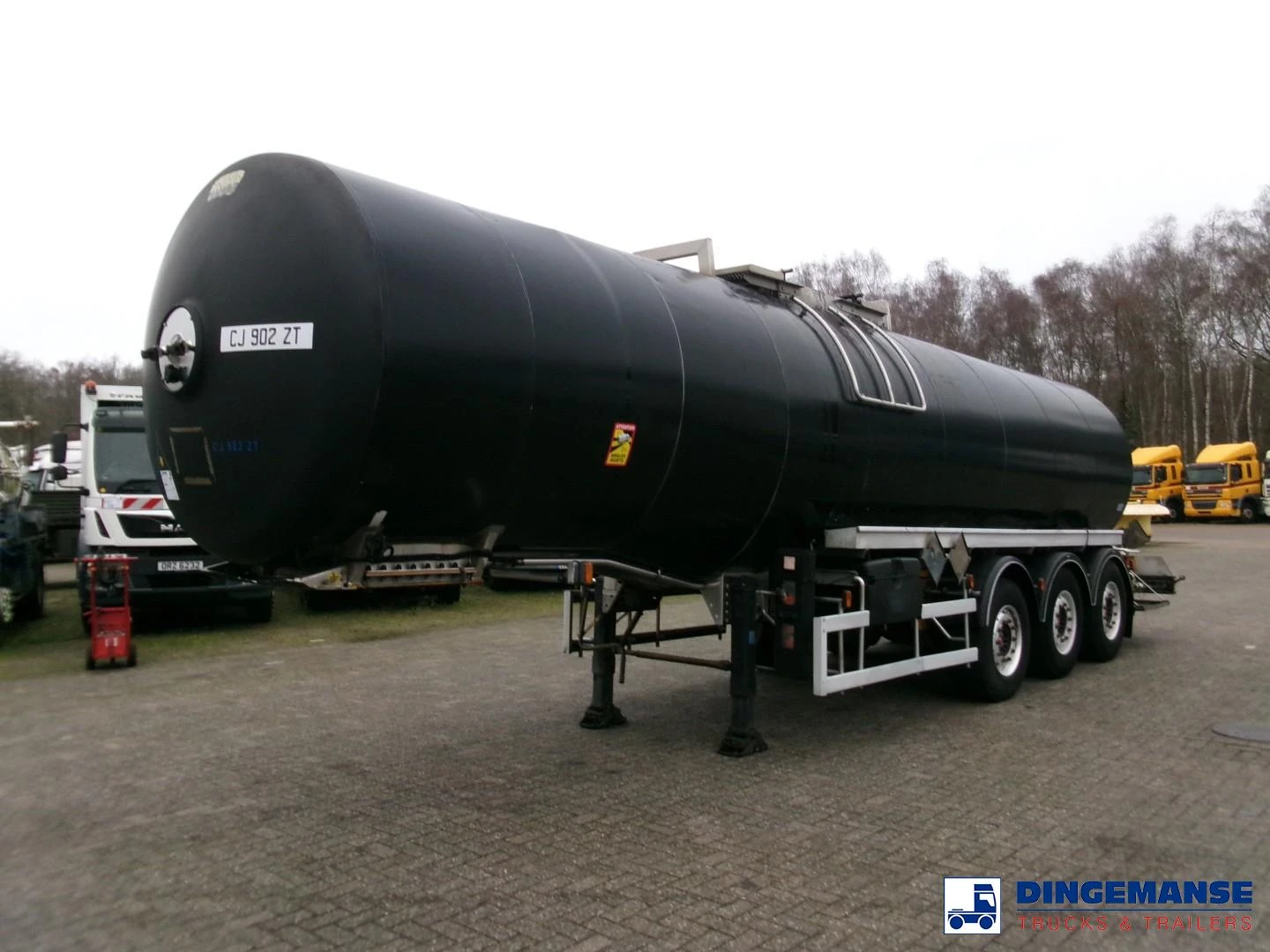 Magyar Bitumen / heavy oil tank inox 30.5 m3 / 1 comp + pump / ADR 03-01-2024 2002 imagen 1