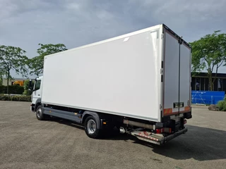 Mercedes-Benz Atego 2020 - 1523 / THERMOKING T560R / 201691 KM / LAMBERET ISOLATED COOLBOX 7MTR / PLATFORM 1500KG / TUV:06-11-2026 / TOP CONDITION / AUTOMATIC / EURO-6 / 2020 obrazek 3
