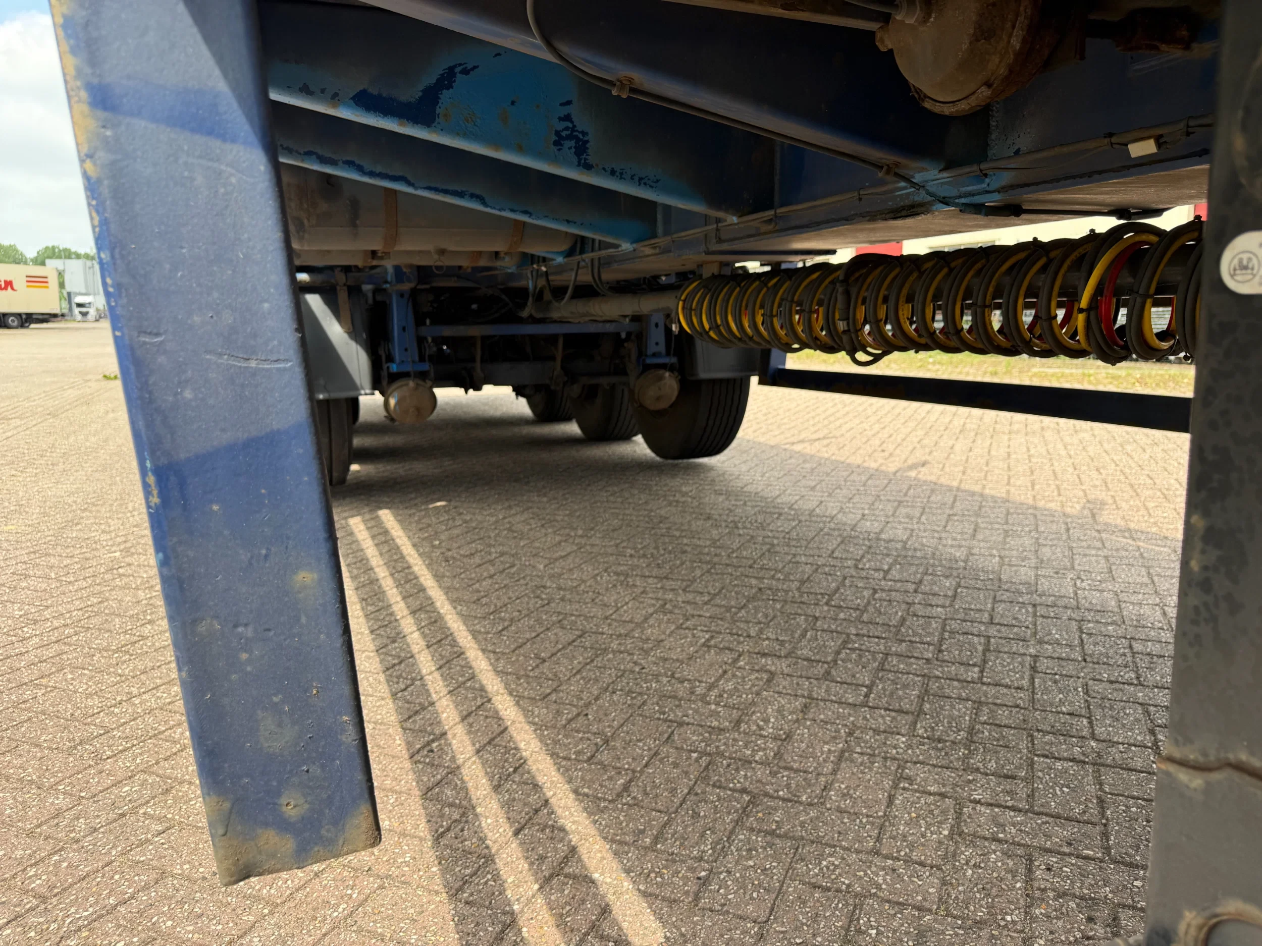 Lintrailers 2007 - vlakke uitschuifbare oplegger / naloop gestuurd APK tot 1-2027 Bild 13