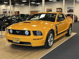 Ford Mustang 2009 - Coupe 4.6i V8 GT Premium 45th Anniversary Edition obrazek 24