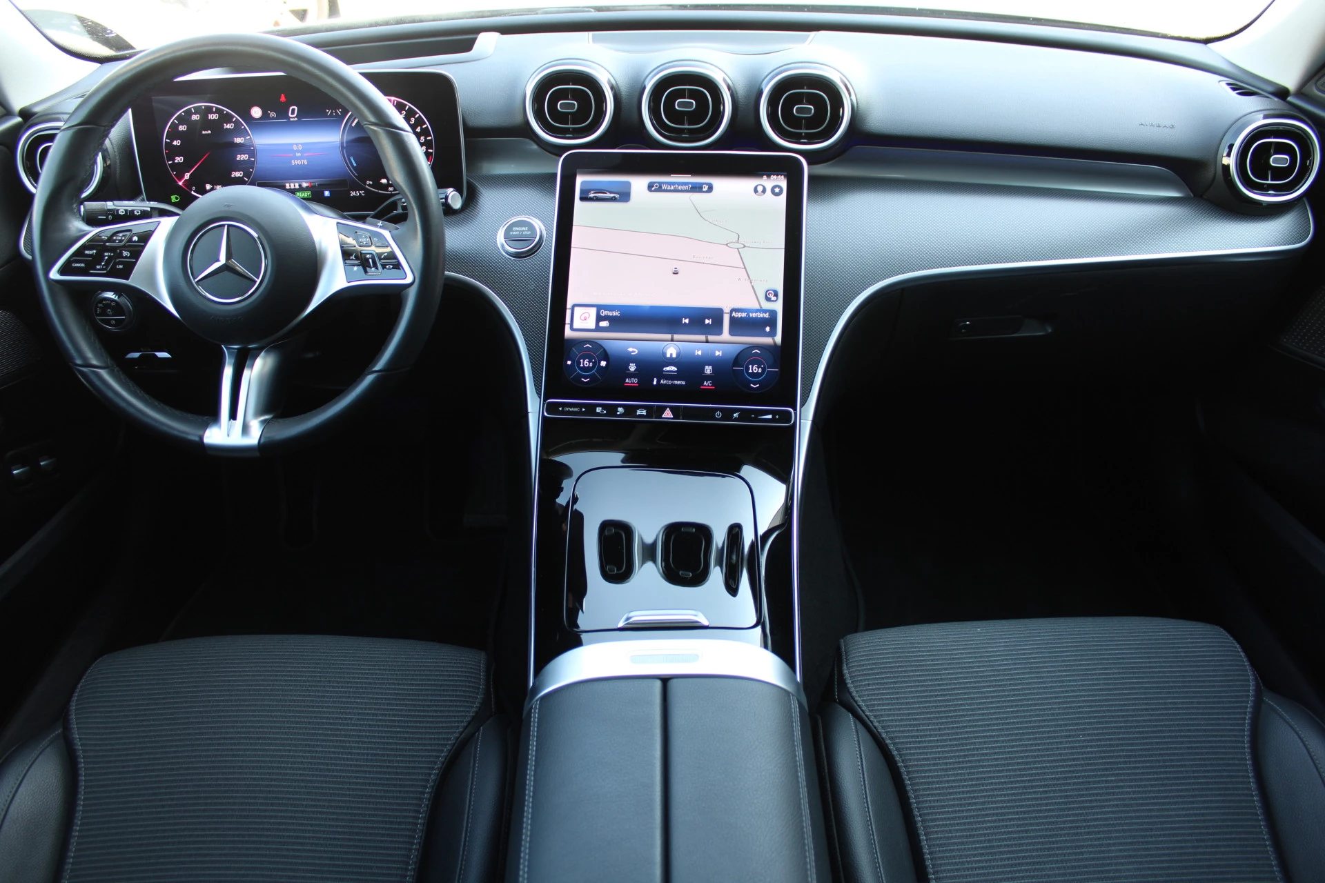 Mercedes-Benz C-Class 2023 - Estate 300e Luxury Line NIGHT PAKKET <<MAGNO GREY>> HEAD-UP SFEER CARPLAY изображение 6