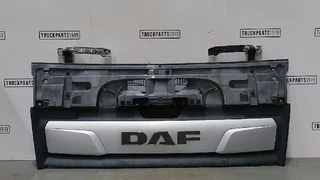 DAF - Body & Chassis Parts Grille DAF CF in vendita