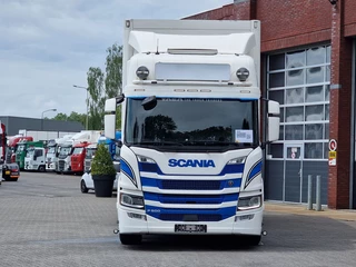 Scania P 2018 - P500 Highline 6x2 - Box with sidedoors - Loadlift - Retarder - Full air obrazek 2