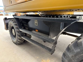 Cat N/A 2015 - M318F obrazek 60