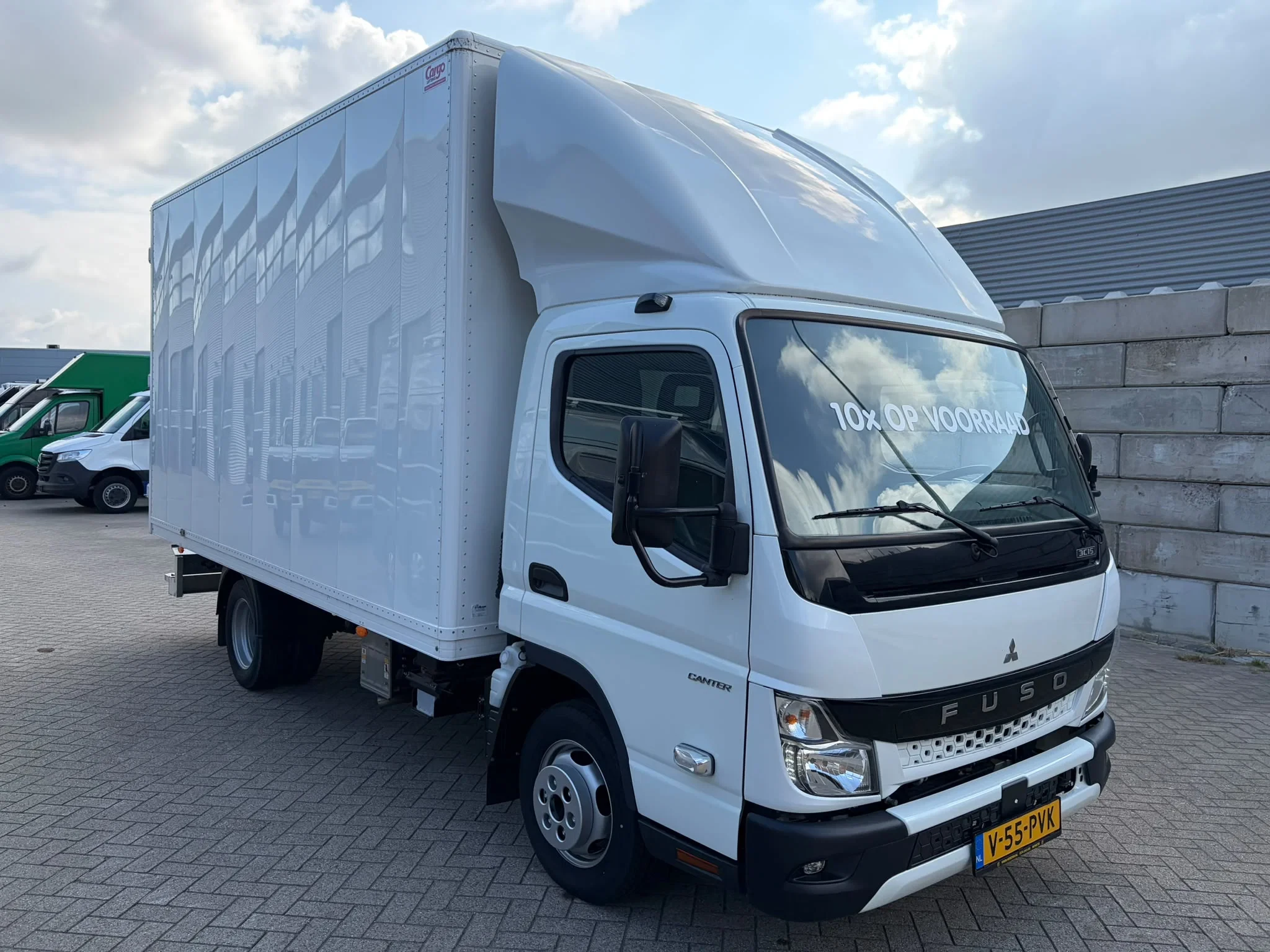 FUSO Canter 2024 - 3C15 Bakwagen Airco Trekhaak 3-Zits NIEUW BPM VRIJ 5X OP VOORRAAD N1-B-Rijbewijs изображение 3