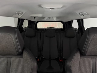 Peugeot 5008 2022 - 1.2 PureTech Allure 7p. obrazek 14