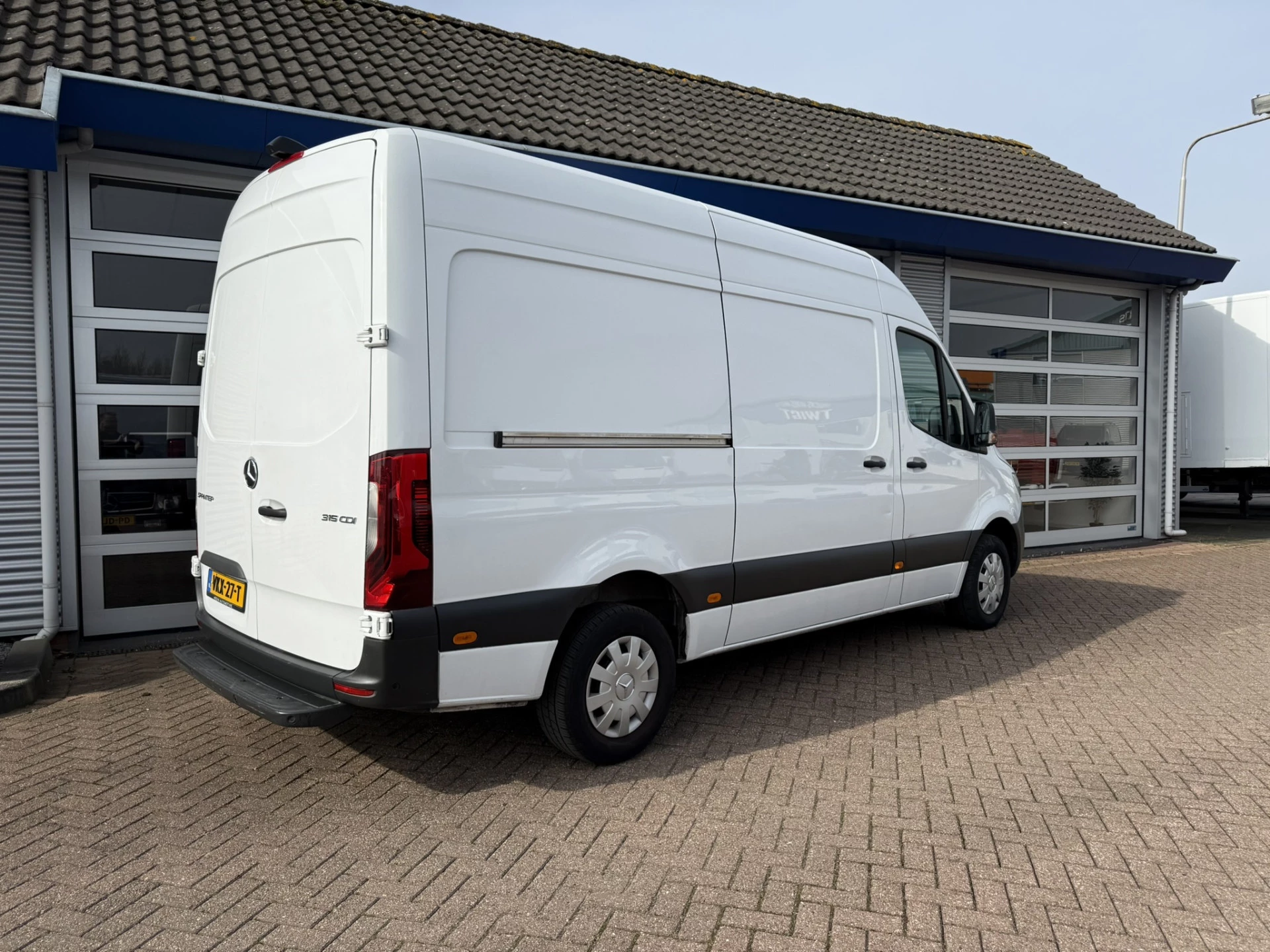 Mercedes-Benz Sprinter 2021 - 315 1.9 CDI L2H2 Automaat/10"MBUX afbeelding 4