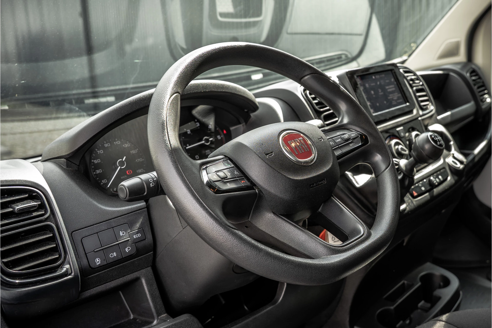 Fiat Ducato 2022 - MultiJet 140PK | Bakwagen met laadklep | Camera | Cruise | Airco imagem 8