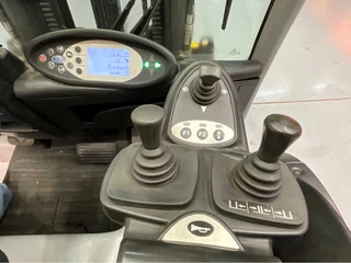 Still N/A 2019 - RX60-30 Triplex - Vorkensteller - Freelift - Sideshift obrazek 11