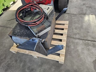 HYDROLIC ELECTRIC HYDRAULIC TIP UNIT.| 24 VOLT.| FOR CONTAINER 20 FT TIPPER. 2010 - N/A immagine 3