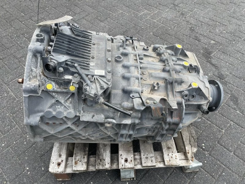 MAN - 81.32004-6397 ZF 12AS2330 TO 15,86-1,00 изображение 1