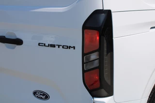 Ford Transit Custom 2024 - 320 2.0 TDCI L2H1 Trend DC 136pk - Carplay - Android - Camera - Trekhaak - LED koplampen - Stoelverwarming - Draadloos laden - Rijklaar imagem 19