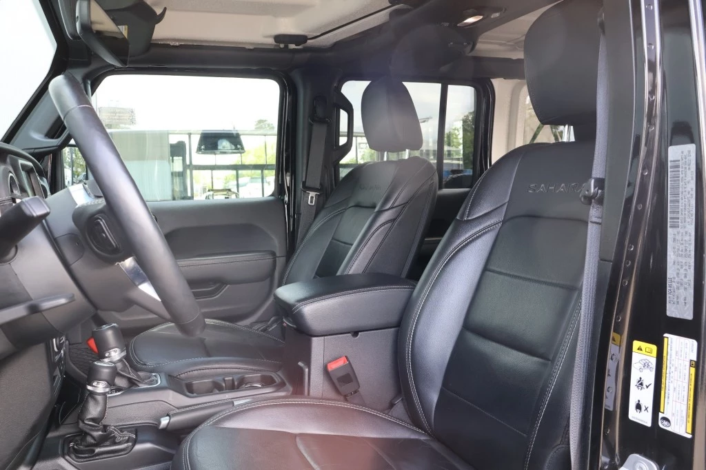 Jeep Wrangler 2018 - 2.0T SAHARA 4x4 Automaat / Leder / 1e Eigenaar afbeelding 2