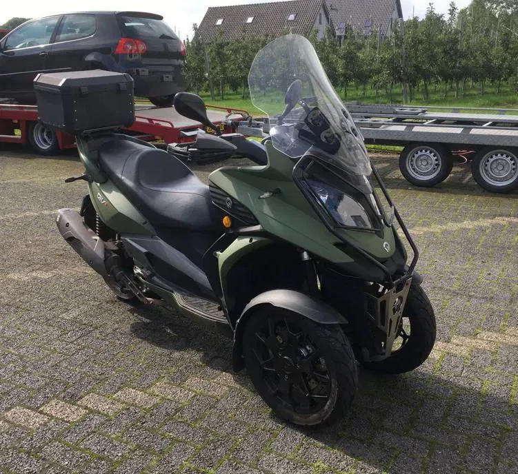 Quadro QV3 2020 - VEHICLES > H-610-ZL Motor met Rijbewijs (B) te rijden obrázek 3