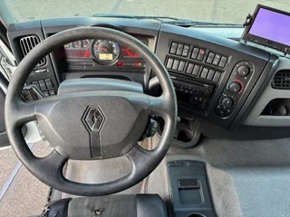 Renault 19 2014 - D D320 SLEEPERCAB 4x2 LAMBERET / THERMOKING (EURO 6 / RETARDER / AUTOMATIC GEARBOX / AIRCONDITIONING) obrazek 12