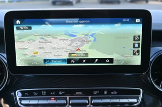 Mercedes-Benz V-Class 2024 - 300d Lang DC Edition obrazek 6