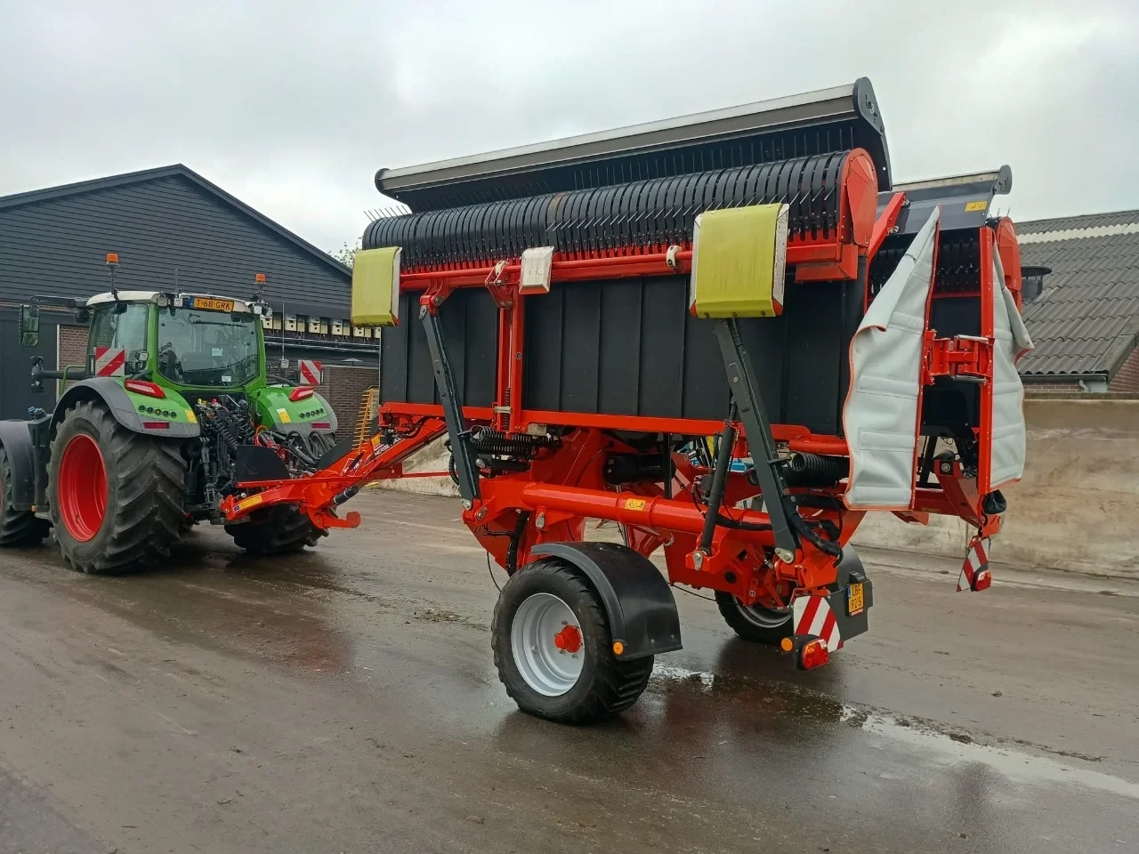 Kuhn 2020 - MERGE MAXX 950 Bandenhark afbeelding 11
