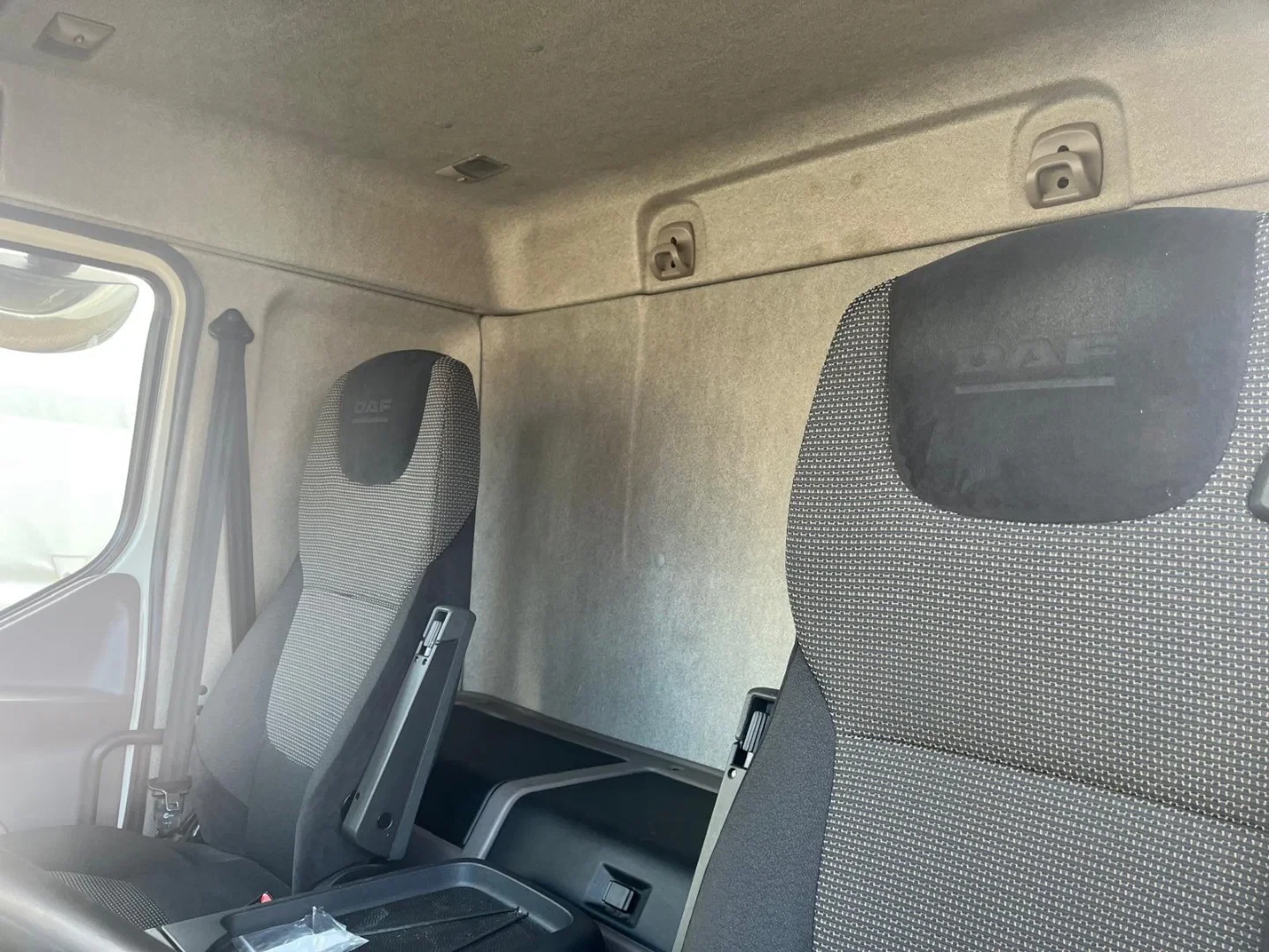 DAF - LF 210 FA Cabine afbeelding 5