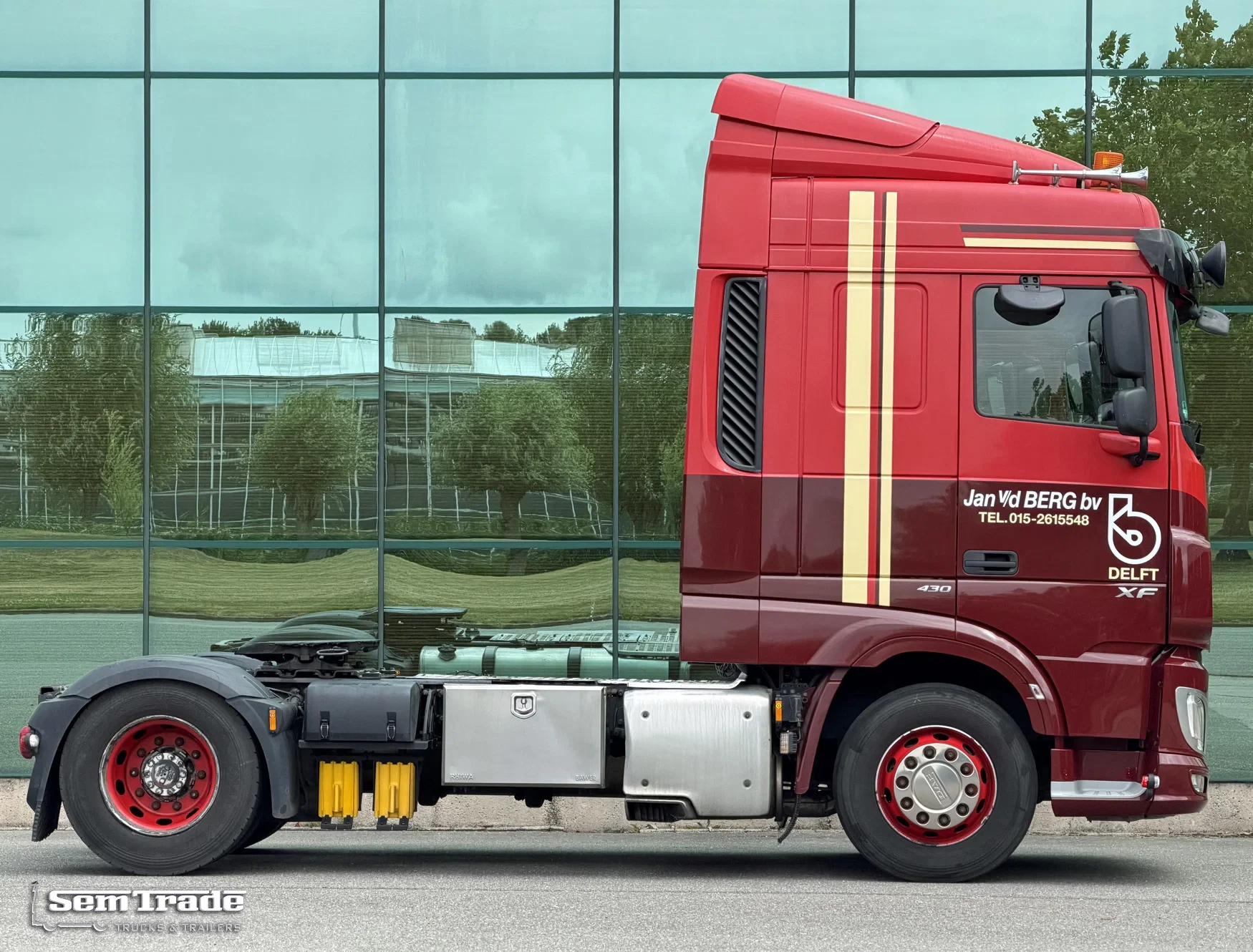 DAF XF 430 2018 - FT MX13 SPACE CAB PARK AIRCO 881.000 KM SMART TACHO 2 TOP CONDITION HOLLAND-TRUCK afbeelding 4
