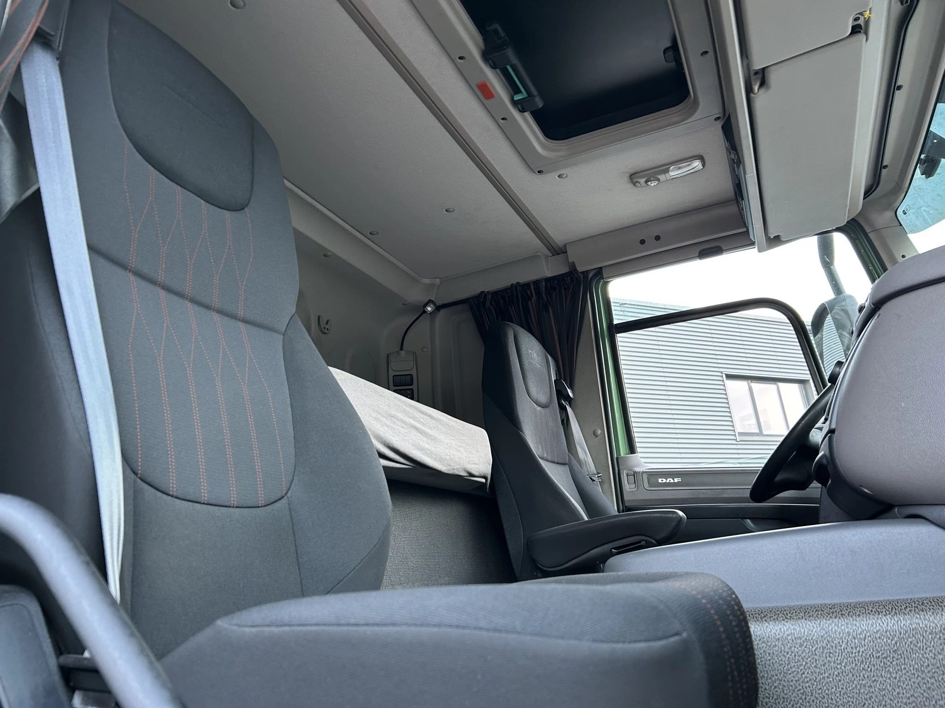 DAF CF 410 FT 2019 - Comfort Cab / 775 dkm obrázek 8