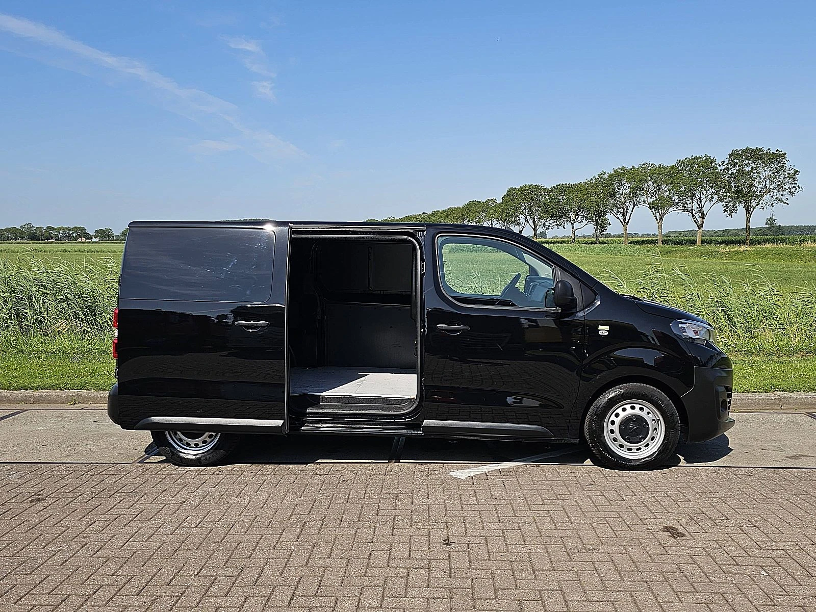 Peugeot Expert 2019 - 2.0 Bild 15