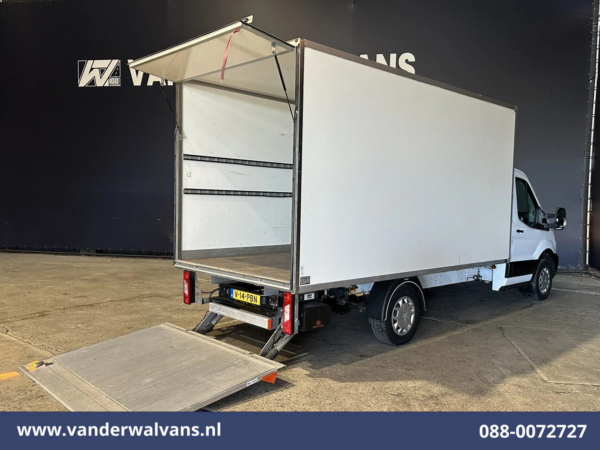 Ford Transit 2022 - 2.0 TDCI 131pk Bakwagen Laadklep Euro6 Airco | 1040kg laadvermogen | Cruisecontrol | Verwarmde voorruit image 3