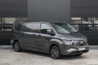 Ford E-Transit Custom 2026 - 340 L2H1 Limited 71 kWh 218pk | 2x Schuif | DDS LED | 360 Camera | B&O | ACC | Navi | Verwarmd stuurwiel | Elek trekhaak | AGR-stoel | Rijklaar bild 4