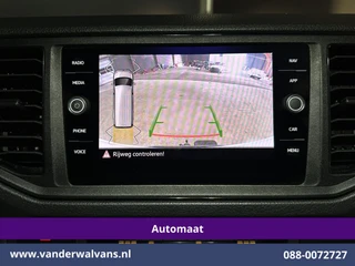 Volkswagen Crafter 2022 - 2.0 TDI 141pk Automaat L3H2 L2H1 Euro6 Airco | Camera | Apple Carplay | 3000kg Trekhaak | Cruisecontrol afbeelding 3 miniatuur