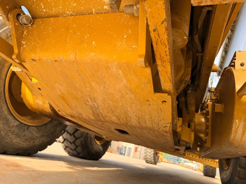 Cat 2014 - 140M2 afbeelding 33