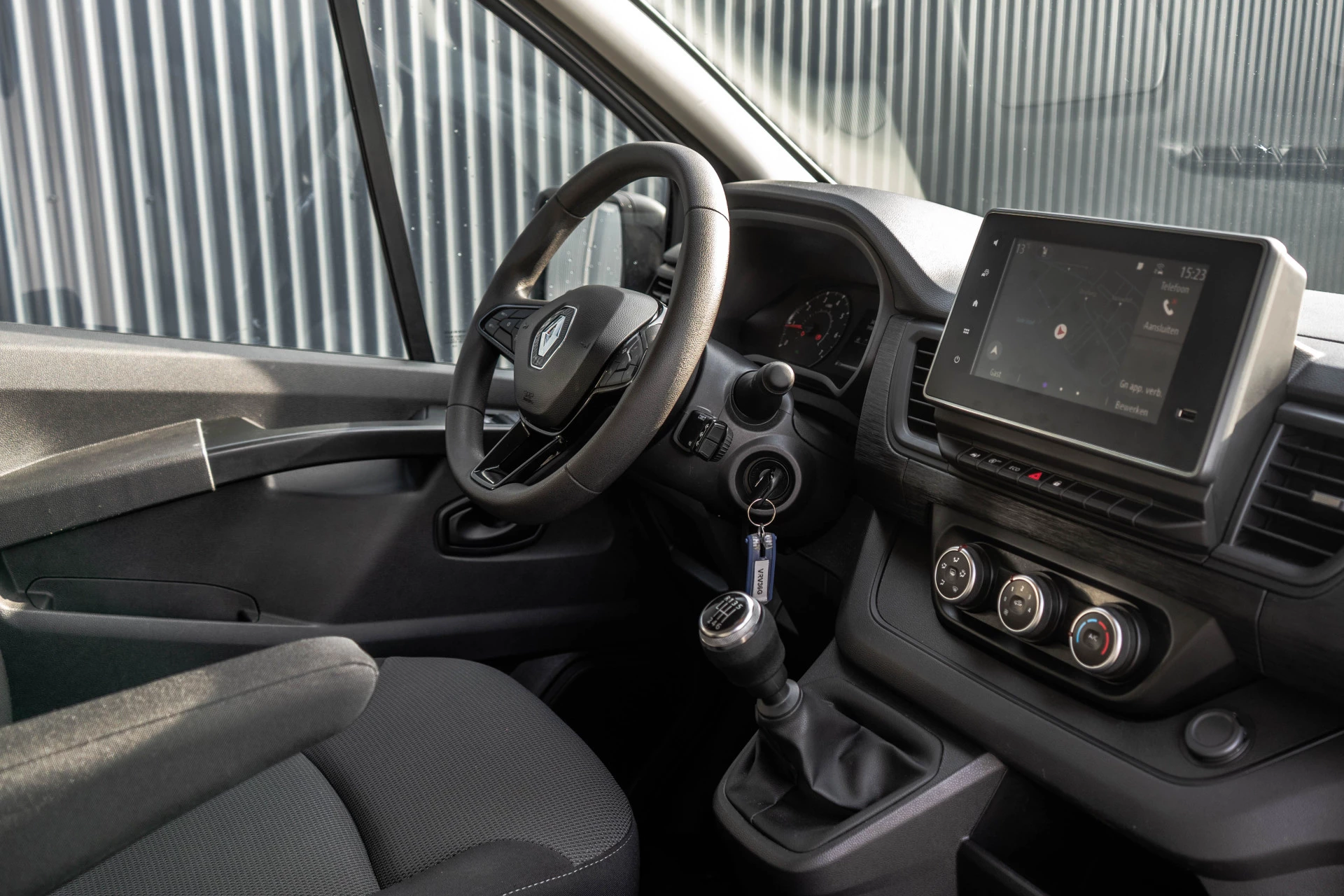 Renault Trafic 2024 - **L2H1 | 150 PK | LED | 9-Zits | Cruise | Navi | Airco** изображение 2