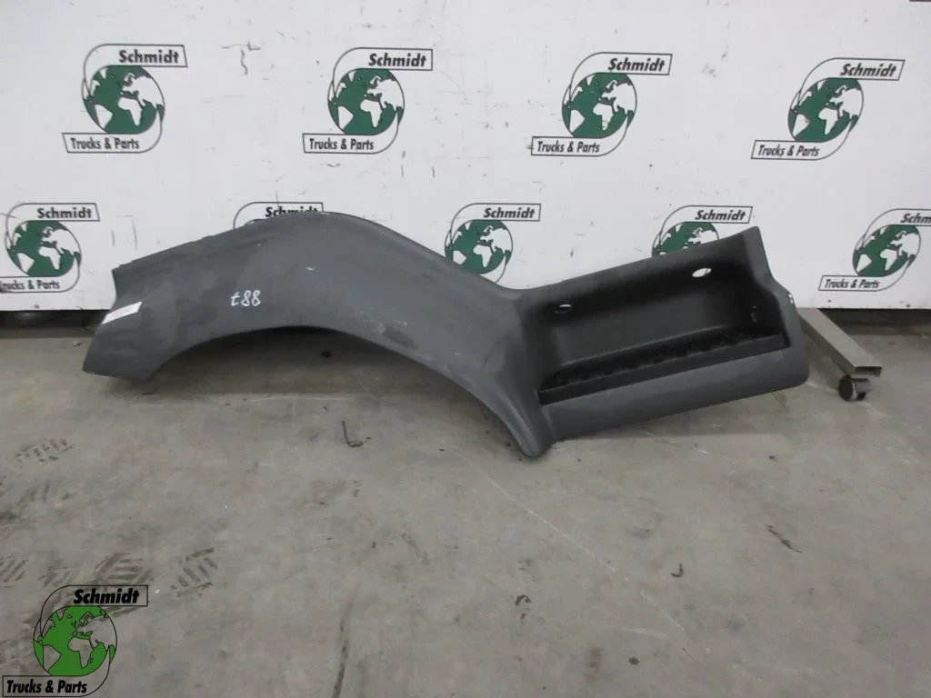 Volvo - 20754284/20754045 R INSTAPKAST VOLVO 210 EURO 6 afbeelding 1