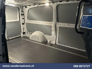 Mercedes-Benz Vito 2022 - 116 CDI 164pk L3H1 Euro6 Airco | Camera | Apple Carplay | Cruisecontrol obrazek 13
