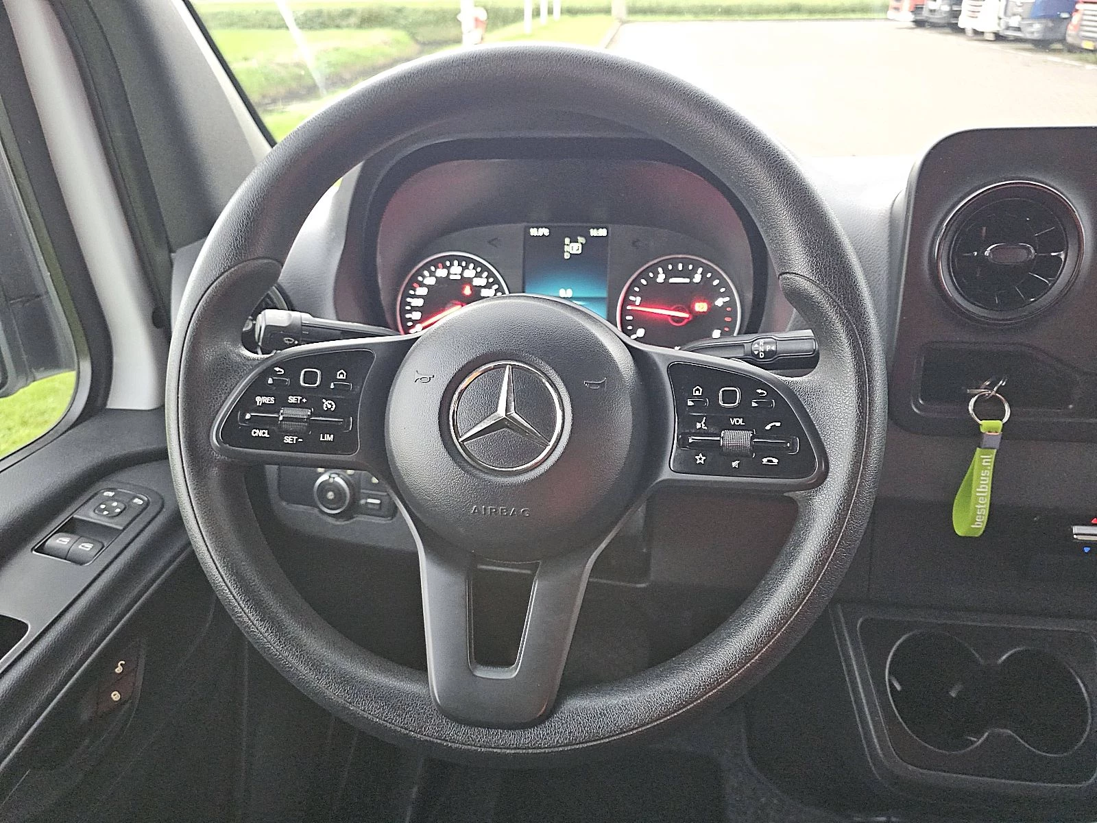 Mercedes-Benz Sprinter 2022 - 315 obrázek 11