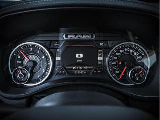 Dodge Ram 1500 2022 - Laramie Night Rambox + MWK | 5.7L HEMI V8 400PK obrazek 8